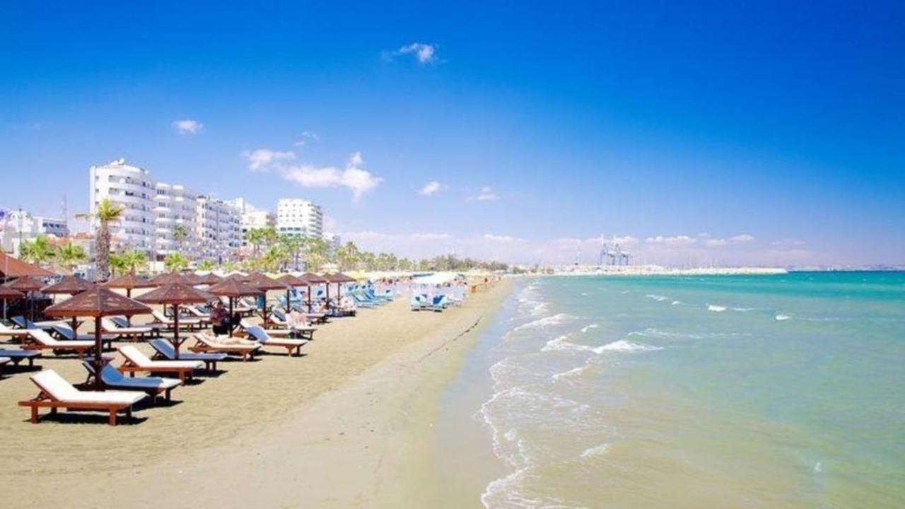 Alex Beach Apartment 31 Larnaka Exterior foto